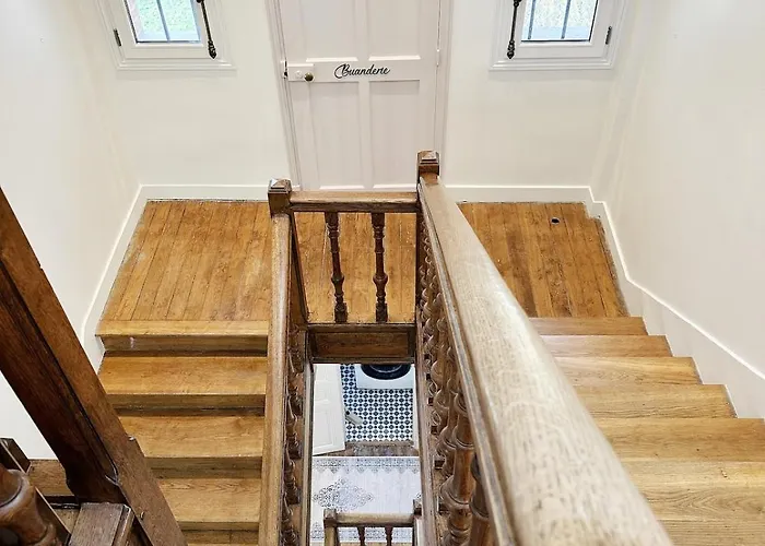 Villa Belle Epoque Par La Boite En *