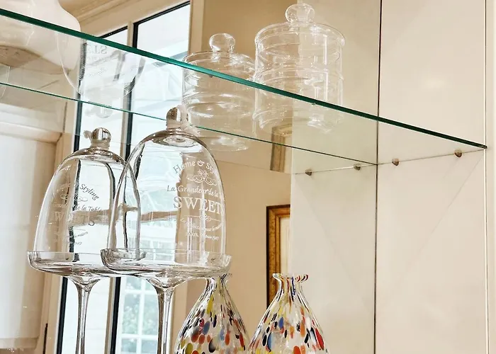 Belle Epoque Par La Boite En *