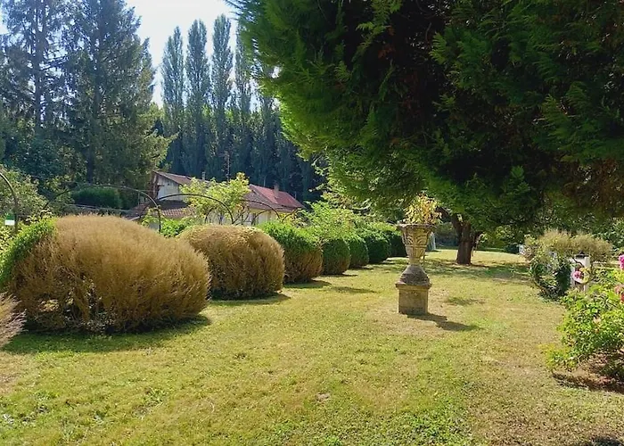 Villa Belle Epoque Par La Boite En *